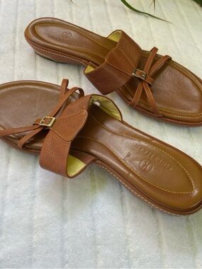 COLE HAAN women’s Brown Leather Slide Sandals!